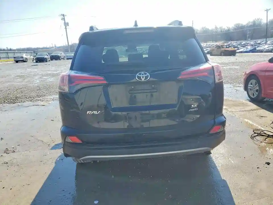 2T3JFREV0JW806526 2018 TOYOTA RAV4-5