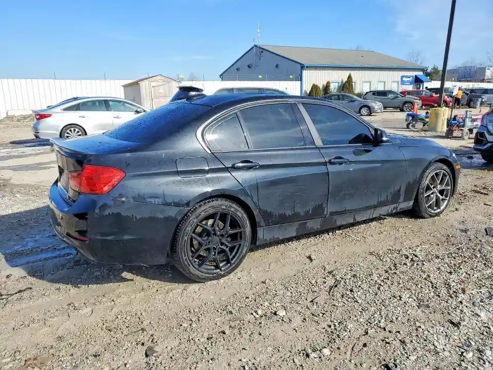 WBA3B5G54FNS18022 2015 BMW 3 SERIES-2