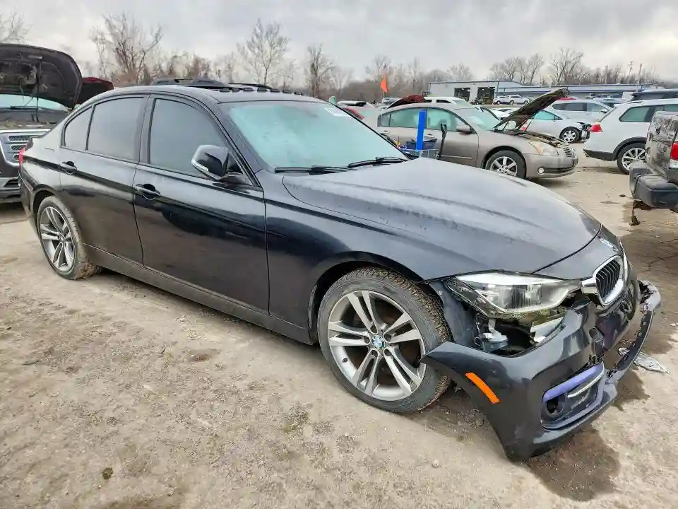 WBA8D9C56JEM32144 2018 BMW 3 SERIES-3