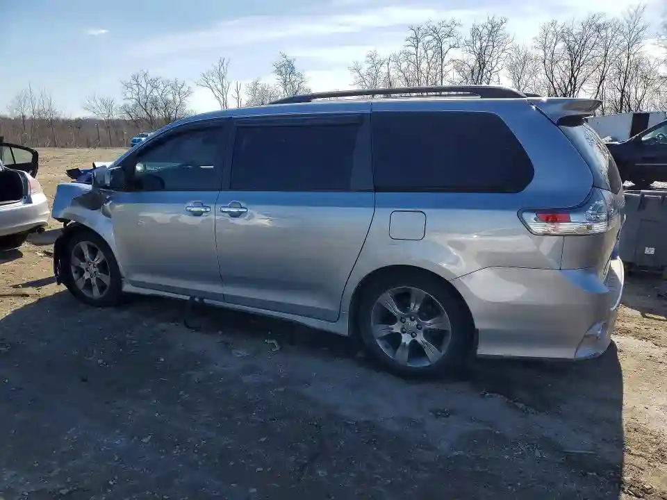 5TDXK3DC2FS542205 2015 TOYOTA SIENNA-1