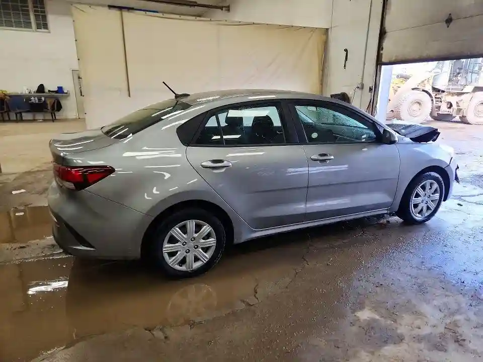 3KPA24AD2PE538353 2023 KIA RIO-2