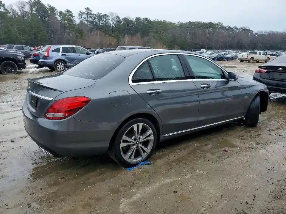 55SWF4KB4JU279145 2018 MERCEDES-BENZ C-CLASS-2