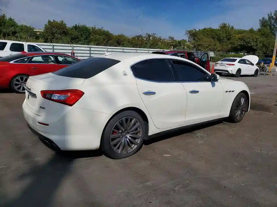 ZAM57YTA3J1293095 2018 MASERATI ALL MODELS-2