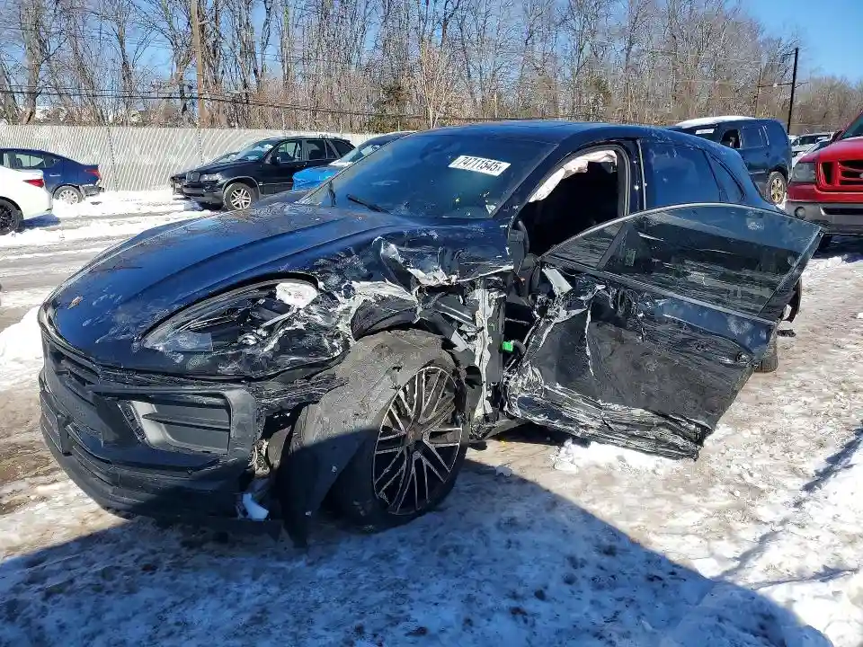 WP1AA2A59SLB00573 2025 PORSCHE MACAN-0