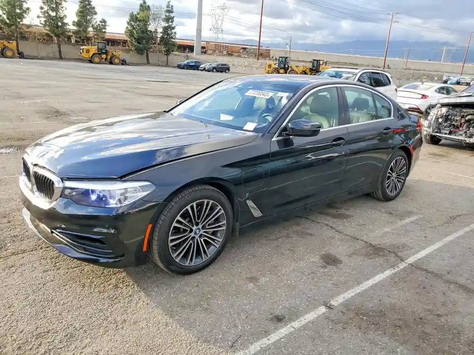 WBAJA9C56KB389776 2019 BMW 5 SERIES-0