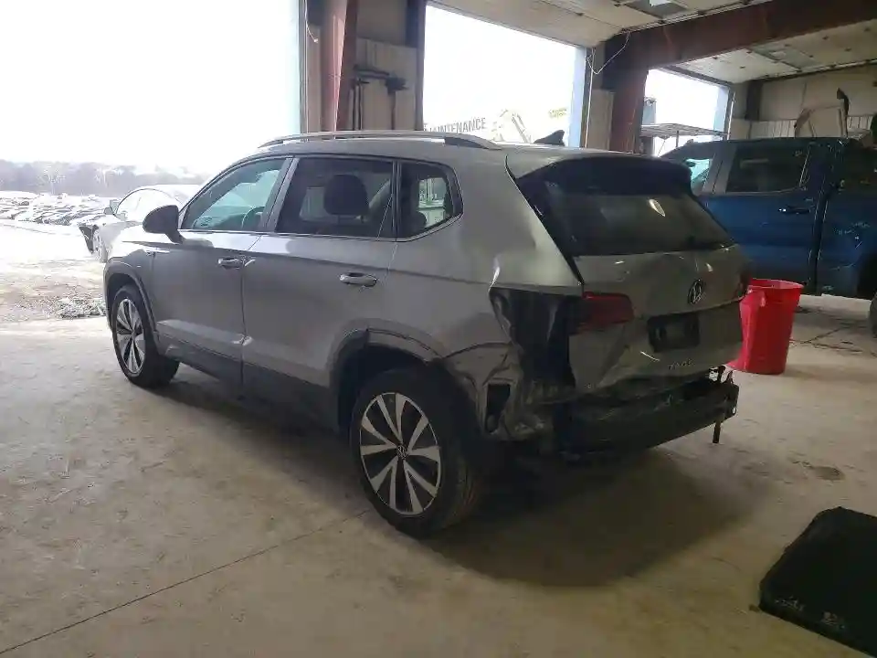 3VVRX7B24NM097882 2022 VOLKSWAGEN TAOS SE-1