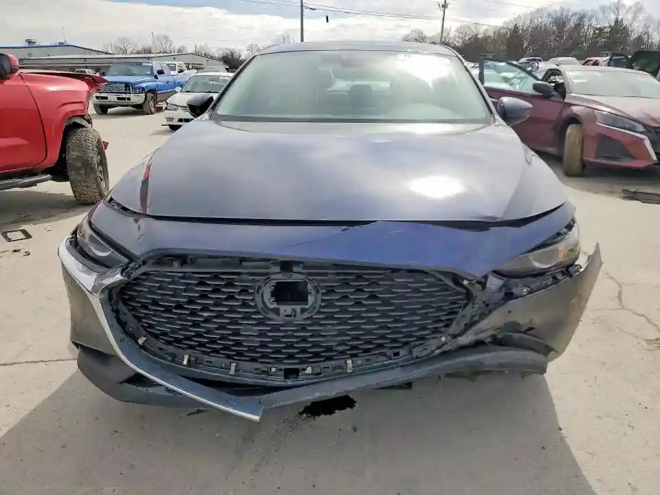 3MZBPABLXKM113548 2019 MAZDA 3-4