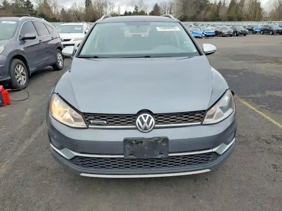 3VWH17AU9HM509388 2017 VOLKSWAGEN GOLF-4