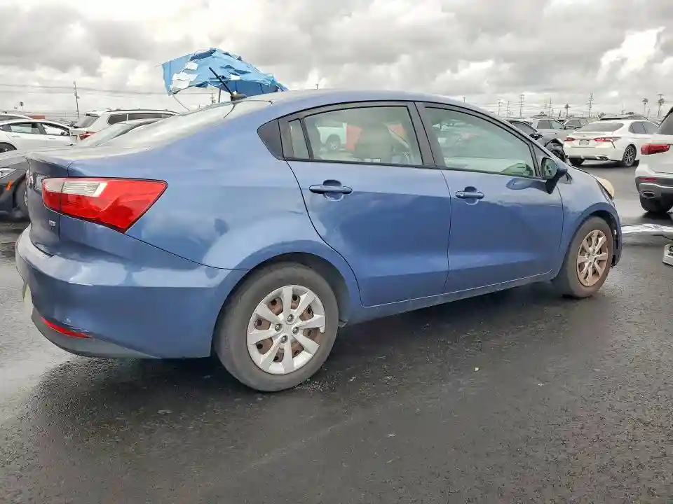 KNADM4A3XG6637990 2016 KIA RIO-2