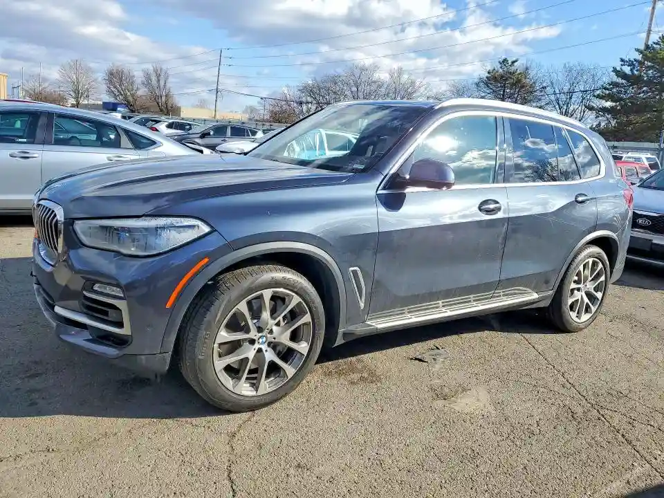 5UXJU2C59KLN65553 2019 BMW X5-0