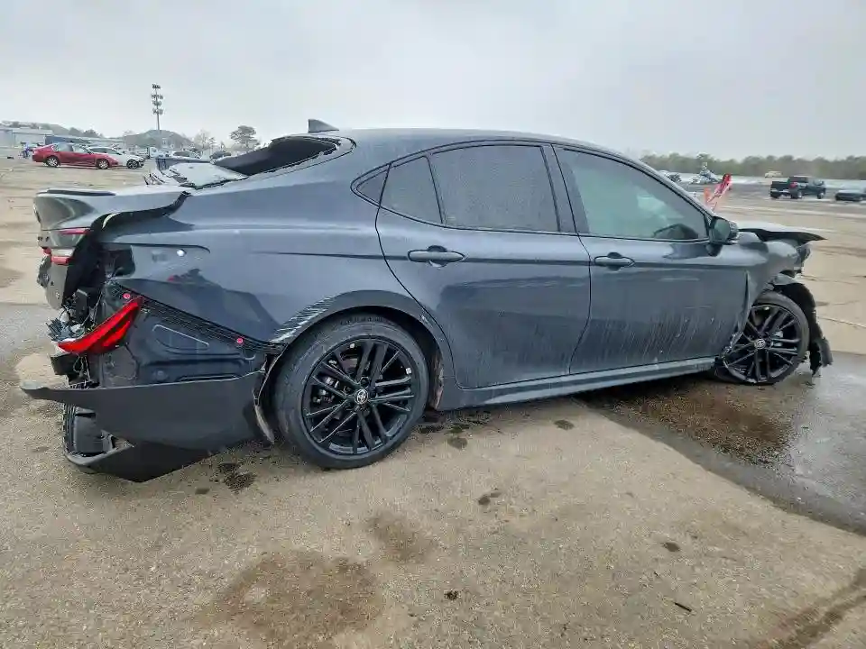 4T1DAACK1SU647452 2025 TOYOTA CAMRY-2