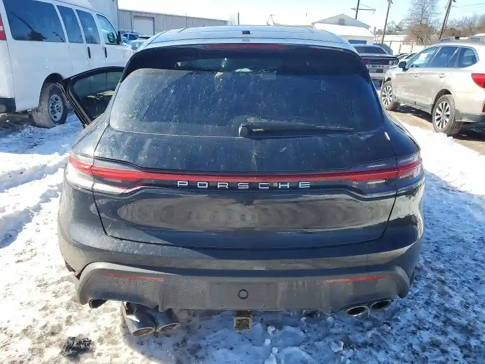 WP1AA2A59SLB00573 2025 PORSCHE MACAN-5