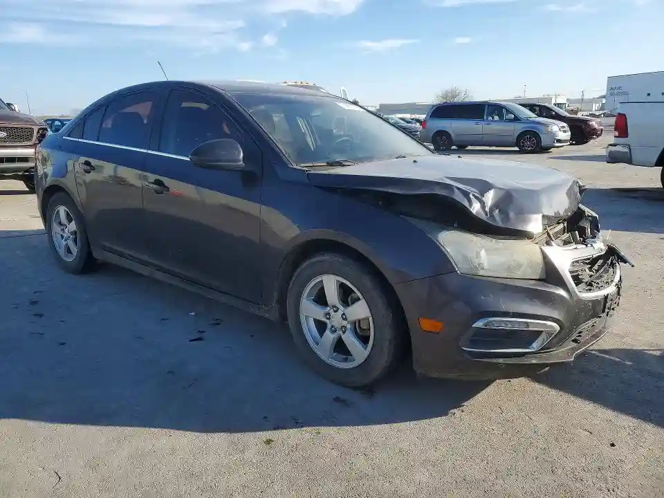 1G1PE5SBXG7203497 2016 CHEVROLET CRUZE-3