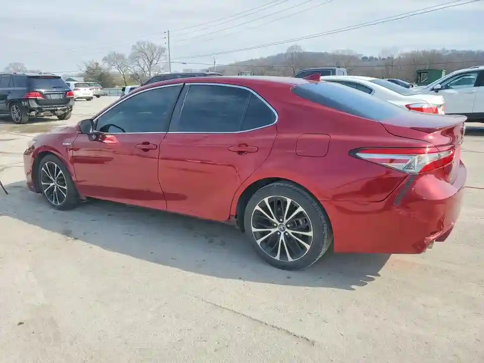 4T1B21HK6JU501172 2018 TOYOTA CAMRY SOLA-1