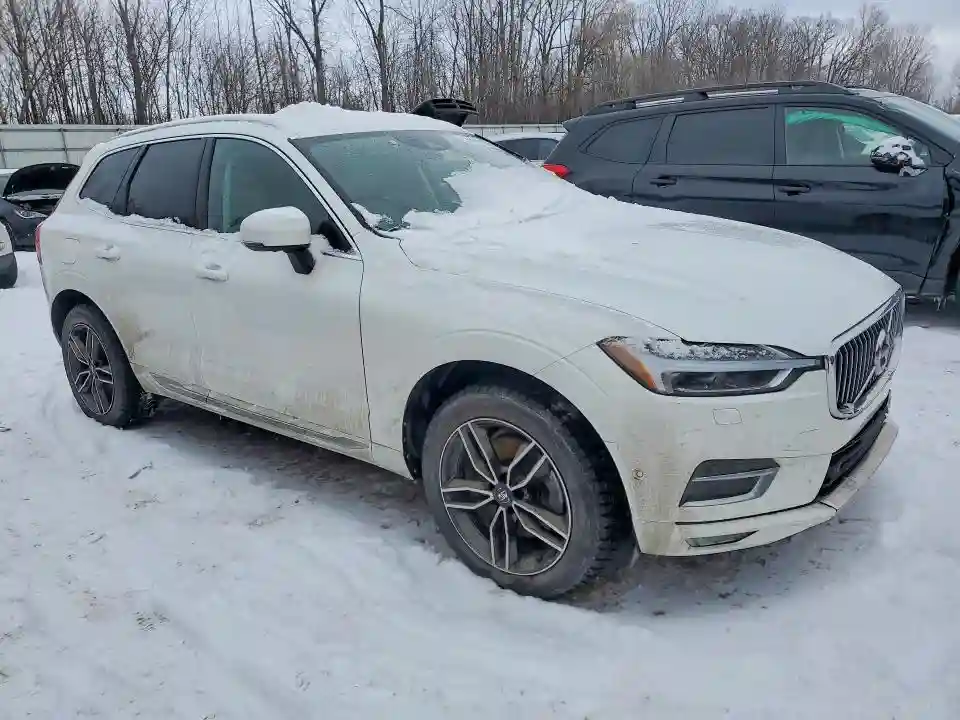 LYVA22RL0JB078158 2018 VOLVO XC60-3