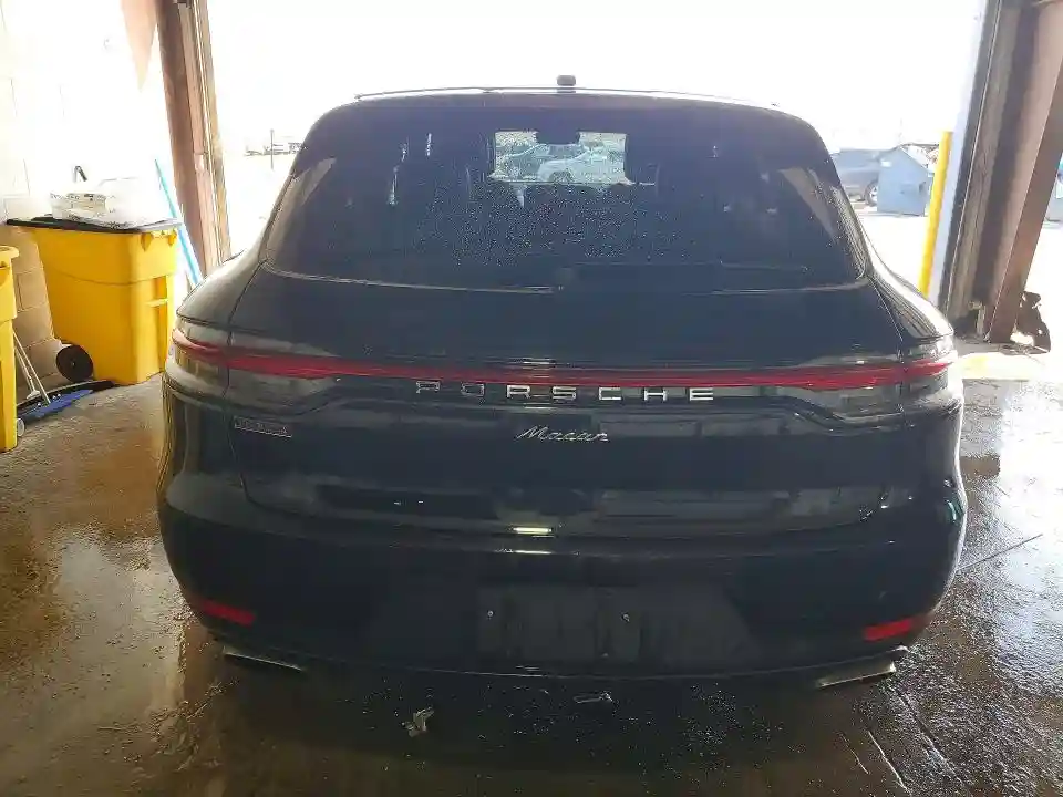 WP1AA2A55LLB10258 2020 PORSCHE MACAN-5