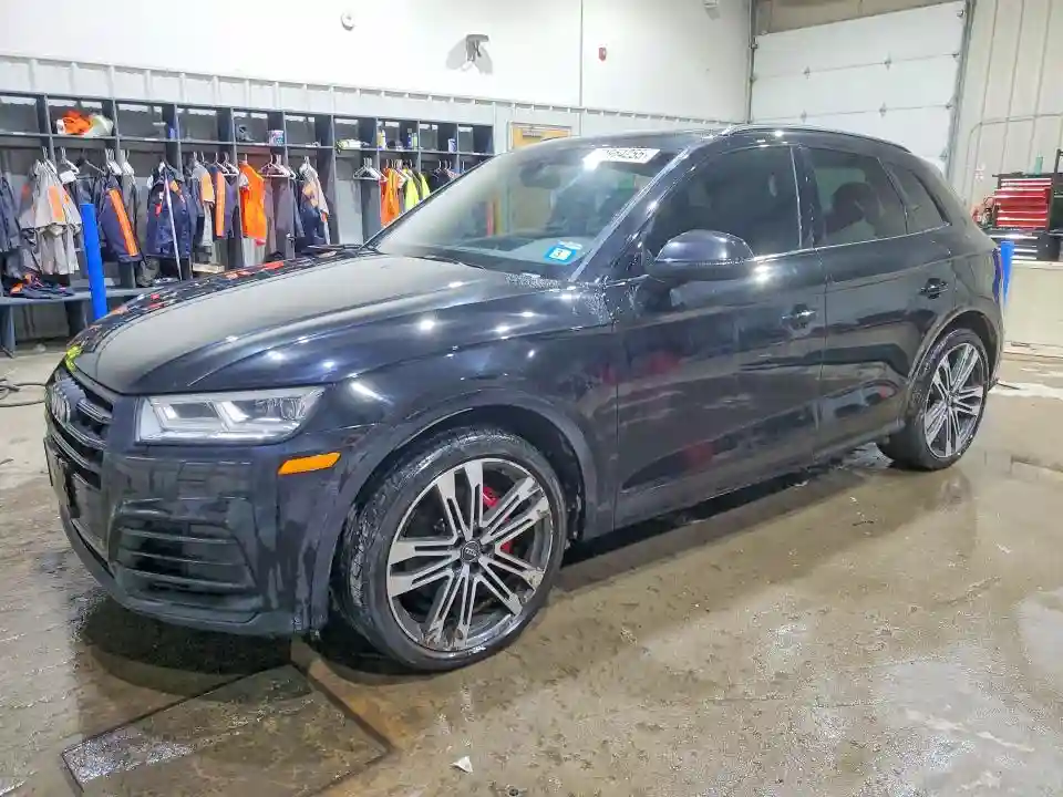 WA1B4AFY0L2021840 2020 AUDI SQ5-0
