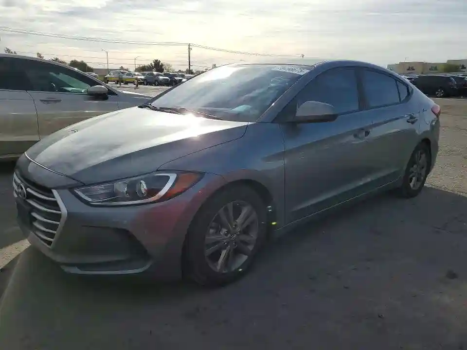 5NPD84LFXJH328600 2018 HYUNDAI ELANTRA-0