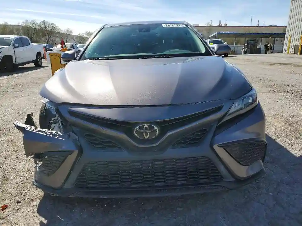 4T1G11AK0MU609066 2021 TOYOTA CAMRY-4