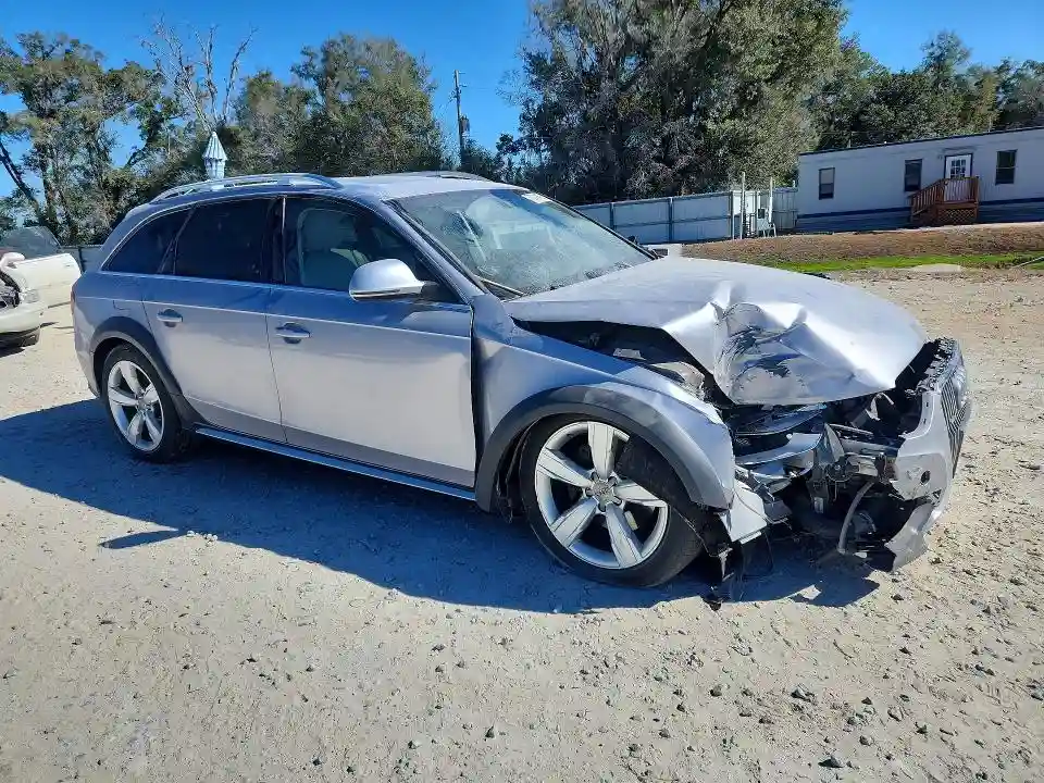 WA1UFAFL6GA000445 2016 AUDI A4-3