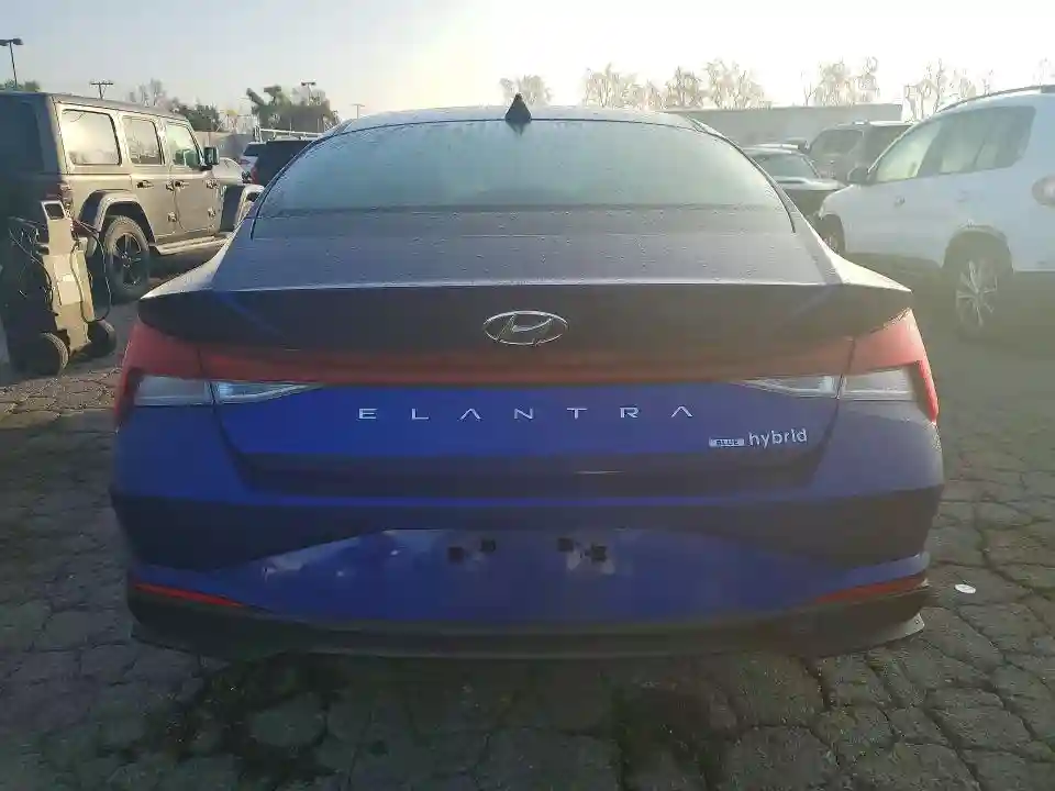 KMHLM4AJ2PU037744 2023 HYUNDAI ELANTRA-5