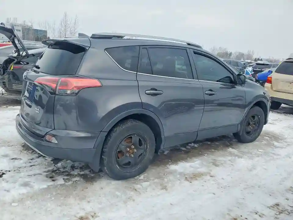 2T3RFREV9JW812070 2018 TOYOTA TRUCK/VAN RAV4-2