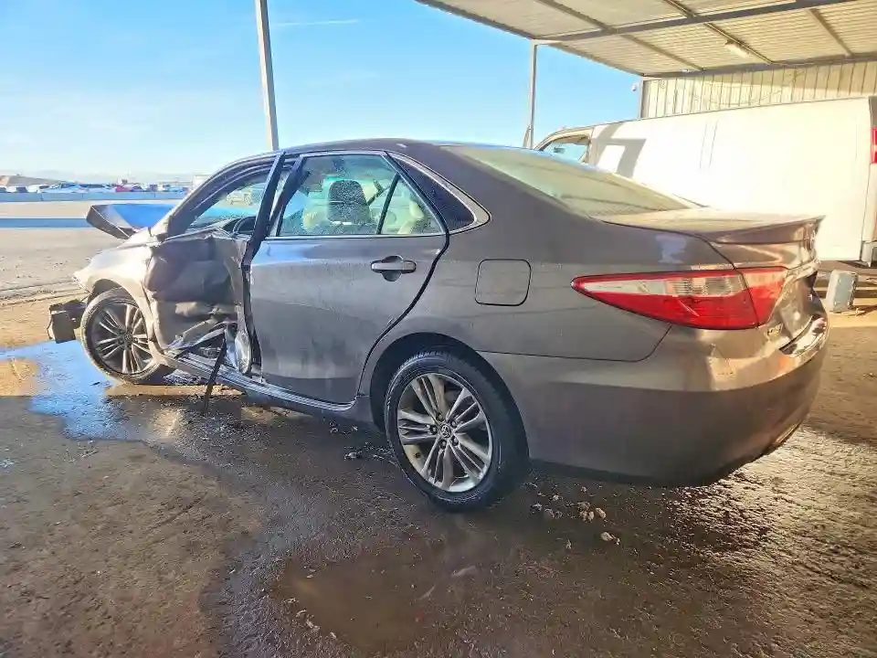 4T1BF1FK5FU104261 2015 TOYOTA CAMRY-1