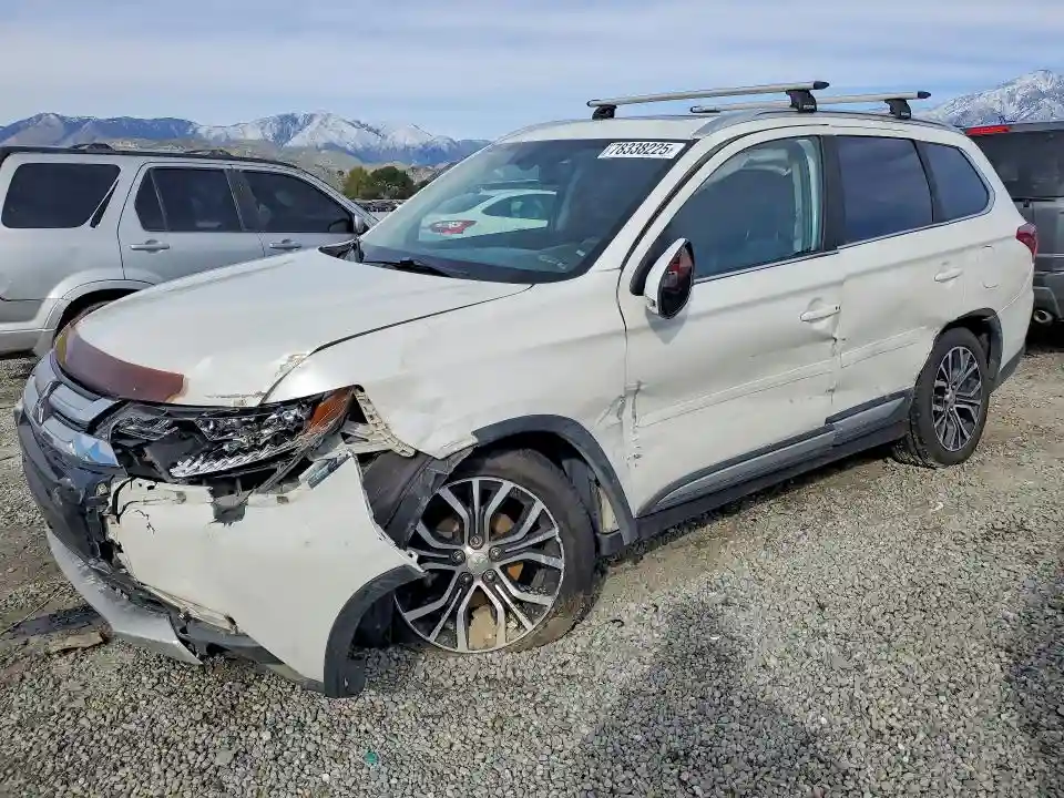 JA4AD3A32JZ022785 2018 MITSUBISHI OUTLANDER-0