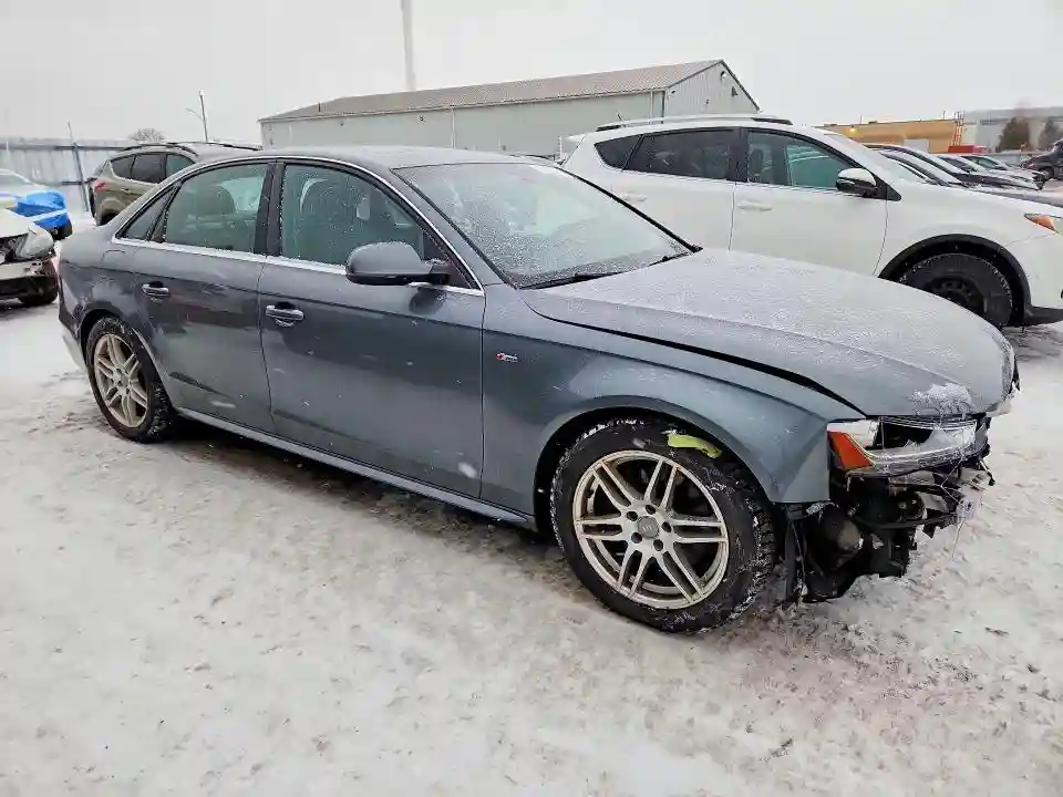 WAUFFCFLXFN034886 2015 AUDI A4-3