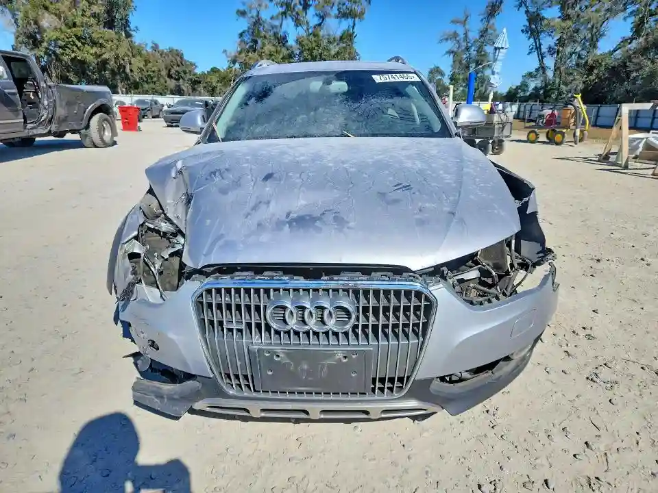 WA1UFAFL6GA000445 2016 AUDI A4-4