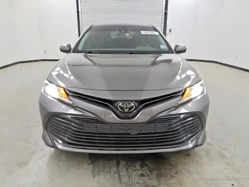 4T1B11HK3KU274737 2019 TOYOTA CAMRY-4