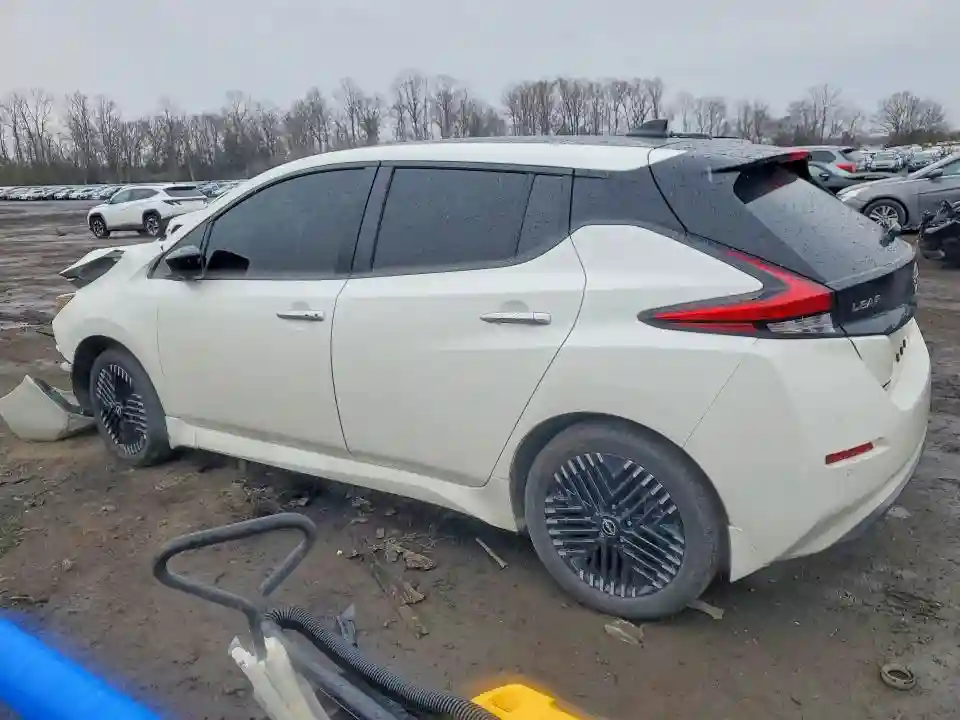 1N4CZ1CVXPC563281 2023 NISSAN LEAF-1