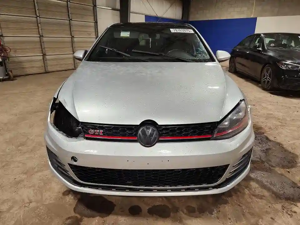 3VW447AU7HM067717 2017 VOLKSWAGEN GTI-4