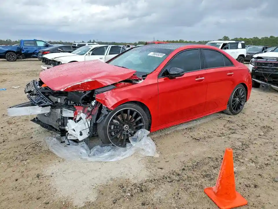 W1K3G4EB0LW045196 2020 MERCEDES-BENZ A-CLASS-0