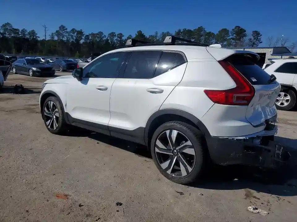 YV4L12UL0R2295769 2024 VOLVO XC40 PLUS-1