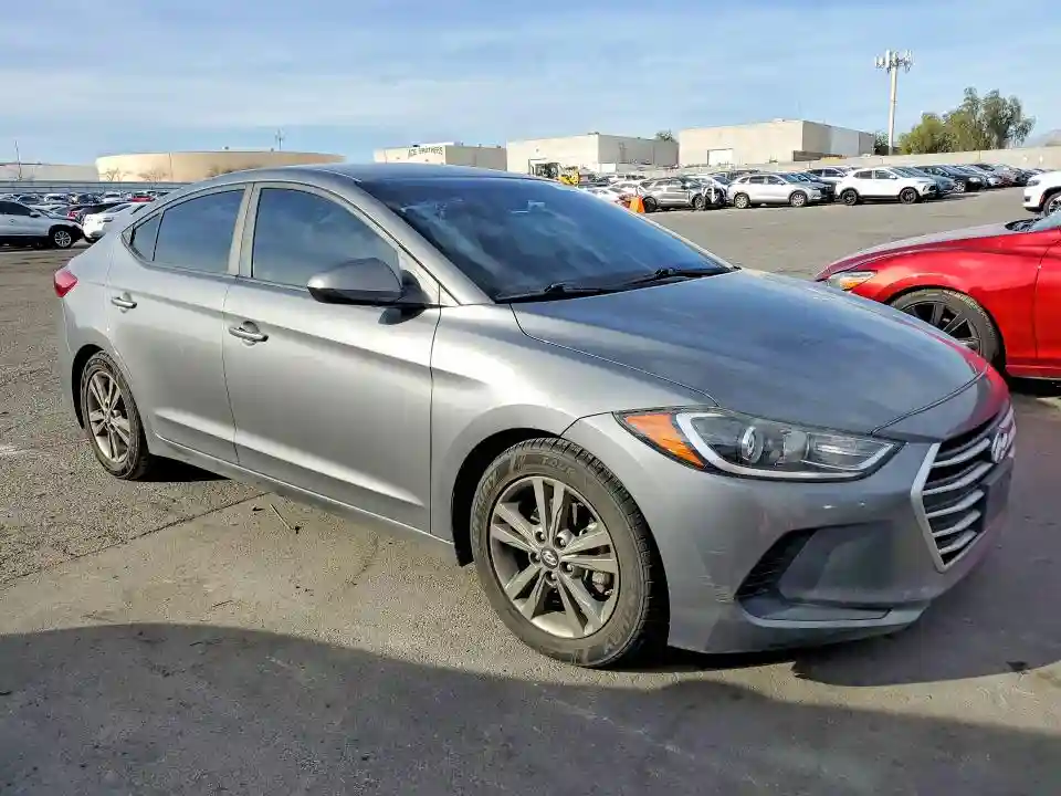 5NPD84LFXJH328600 2018 HYUNDAI ELANTRA-3