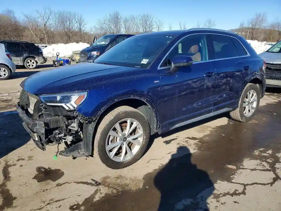 WA1DEDF34R1039560 2024 AUDI Q3-0