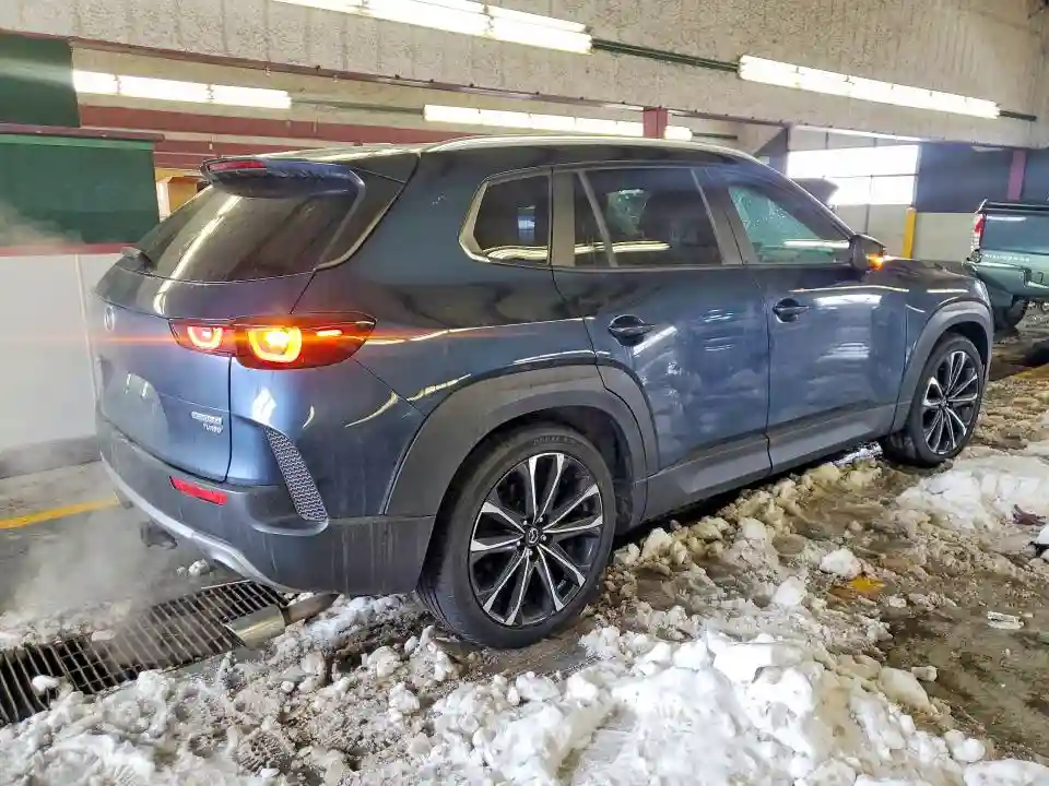 7MMVABXY3PN123413 2023 MAZDA CX-50-2