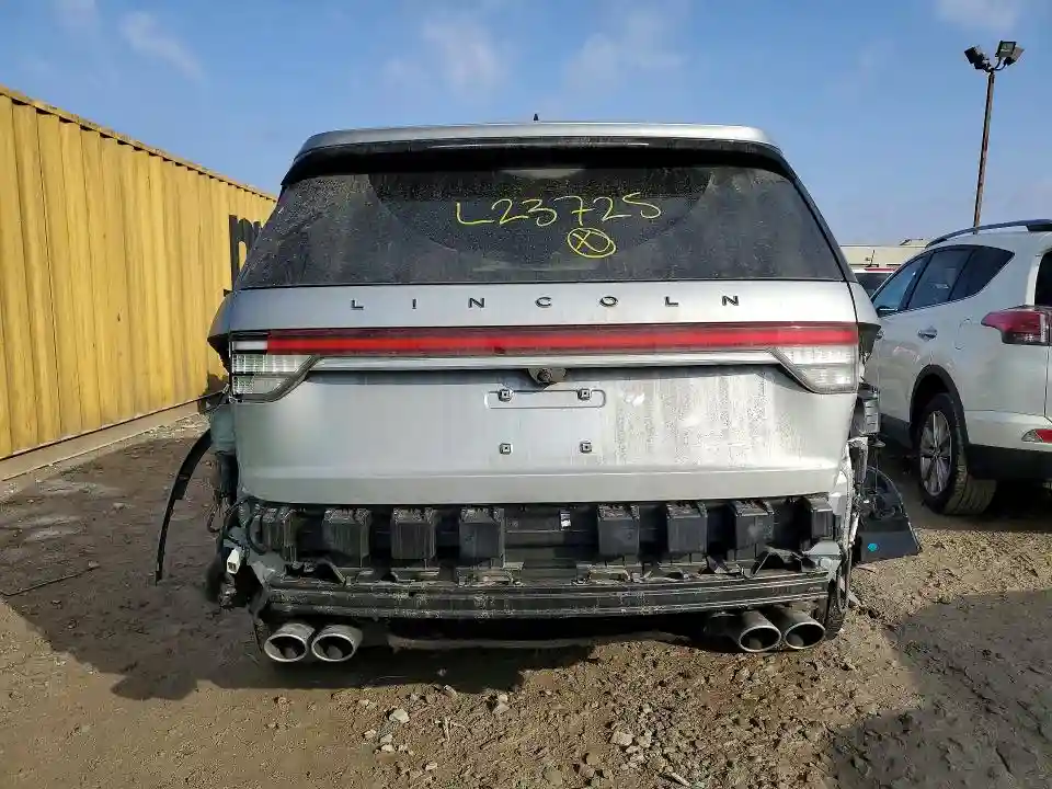 5LM5J9XC0PGL23725 2023 LINCOLN AVIATOR-5