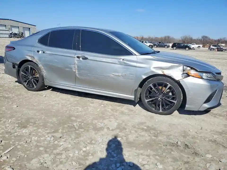 4T1B61HK3KU184747 2019 TOYOTA CAMRY-3