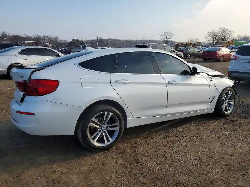 WBA8Z9C53HG453212 2017 BMW 3 SERIES-2