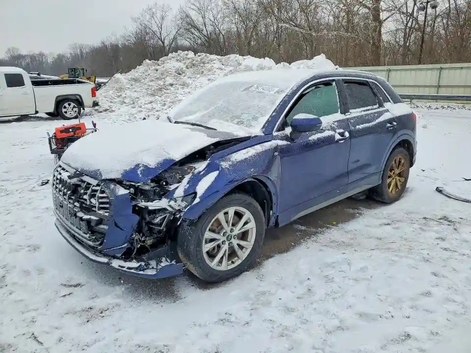 WA1EECF33N1081906 2022 AUDI Q3-0