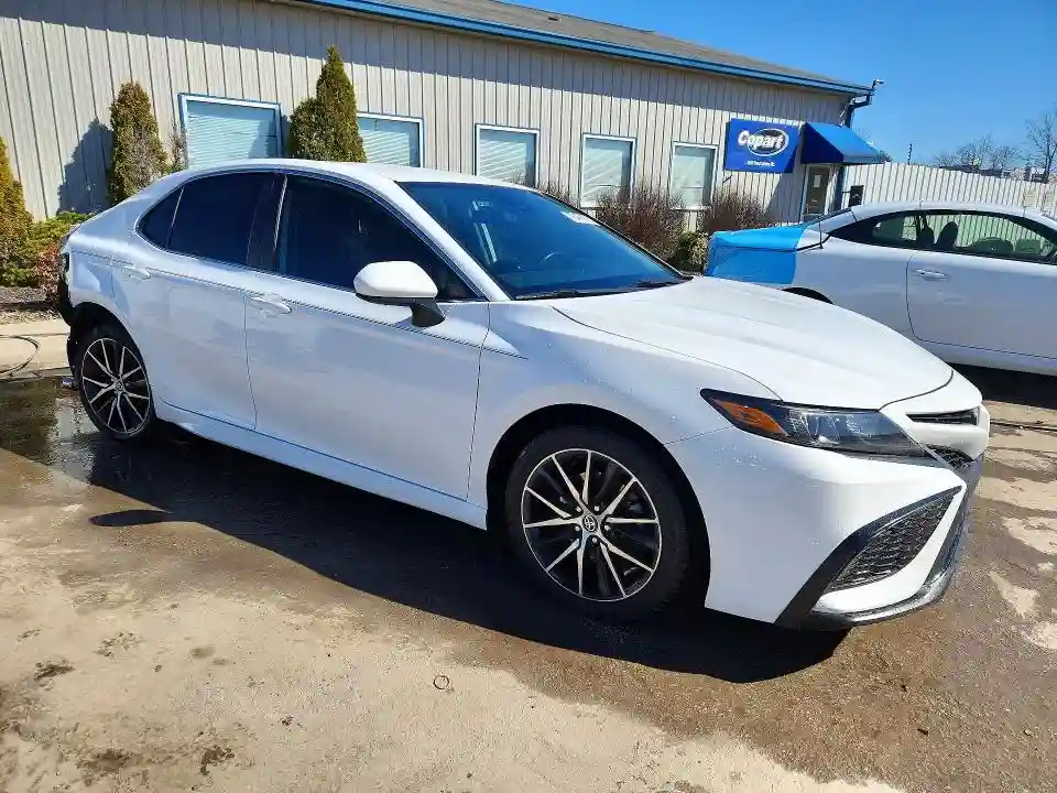 4T1G11AK4MU572202 2021 TOYOTA CAMRY-3
