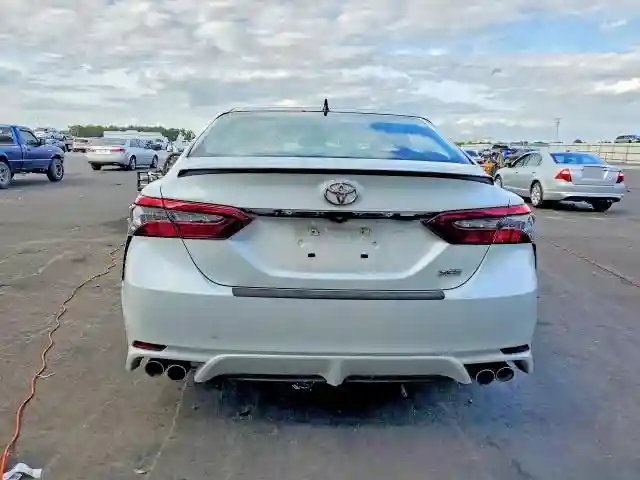 4T1KZ1AK8MU053401 2021 TOYOTA CAMRY-5