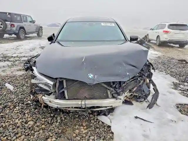 WBA7F2C54JG424075 2018 BMW 7 SERIES-4