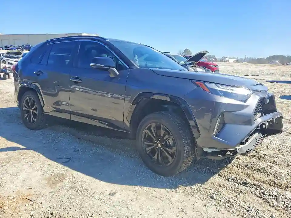 2T3E6RFV6NW033745 2022 TOYOTA RAV4-3