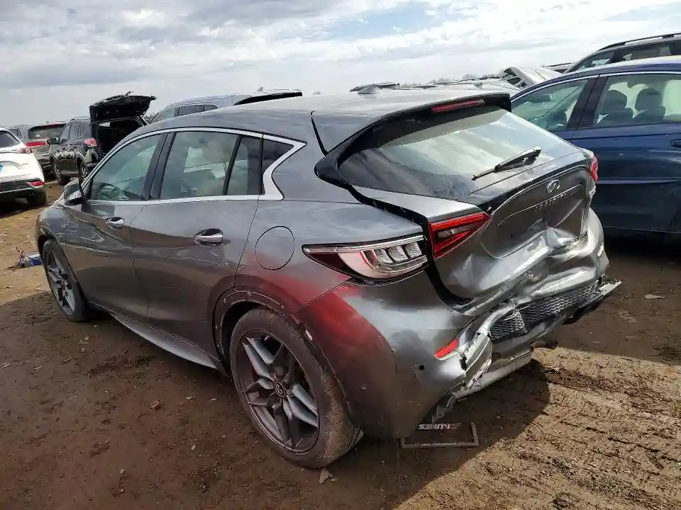 SJKCH5CP4JA046581 2018 INFINITI QX30-1