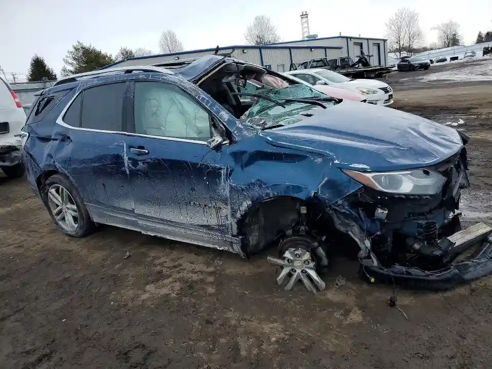 2GNAXPEX6L6123996 2020 CHEVROLET EQUINOX-3