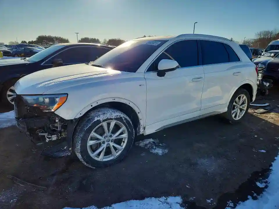 WA1DECF33M1003930 2021 AUDI Q3-0