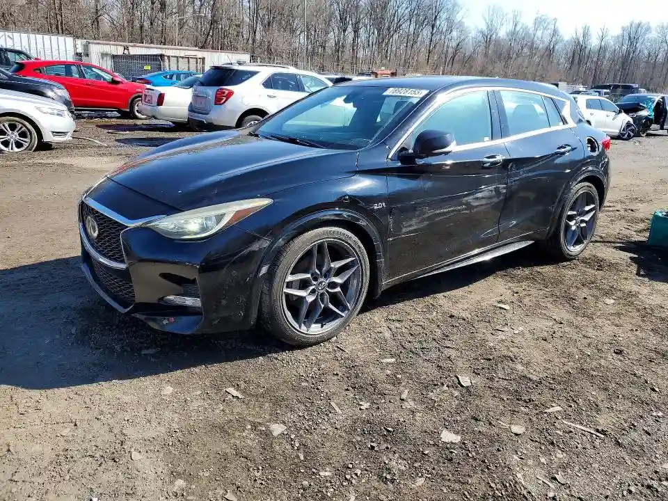 SJKCH5CP6JA003277 2018 INFINITI QX30-0